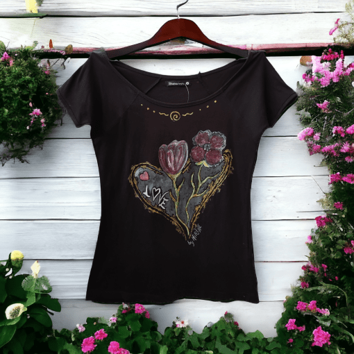 Camisetas de amor pintadas a mano byMIRENE