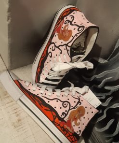 Personaliza tus zapatillas tienda de ropa pintada byMIRENE